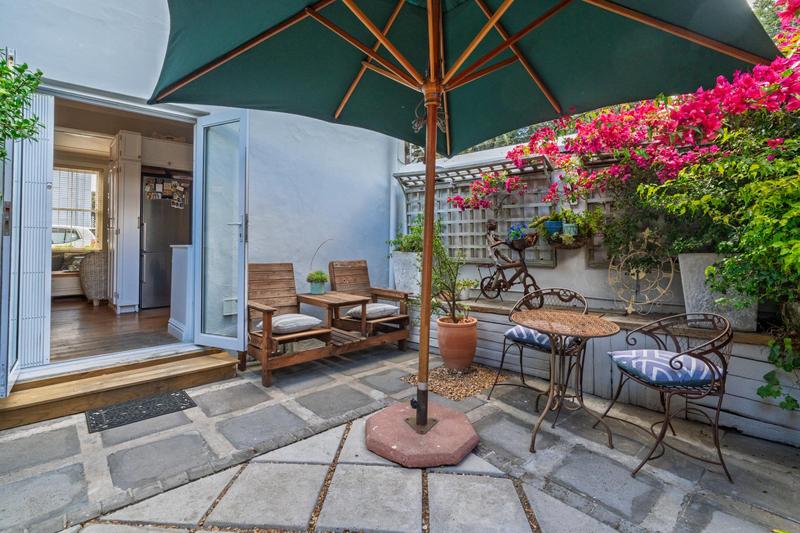 2 Bedroom Property for Sale in Wynberg Upper Western Cape